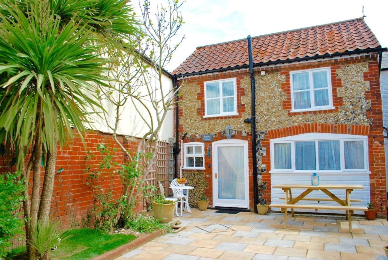 Romantic Flint Cottage On The Suffolk Coast サックスマンダム エクステリア 写真