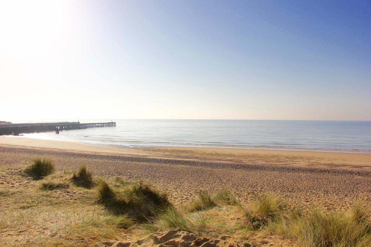 Romantic Flint Cottage On The Suffolk Coast サックスマンダム エクステリア 写真