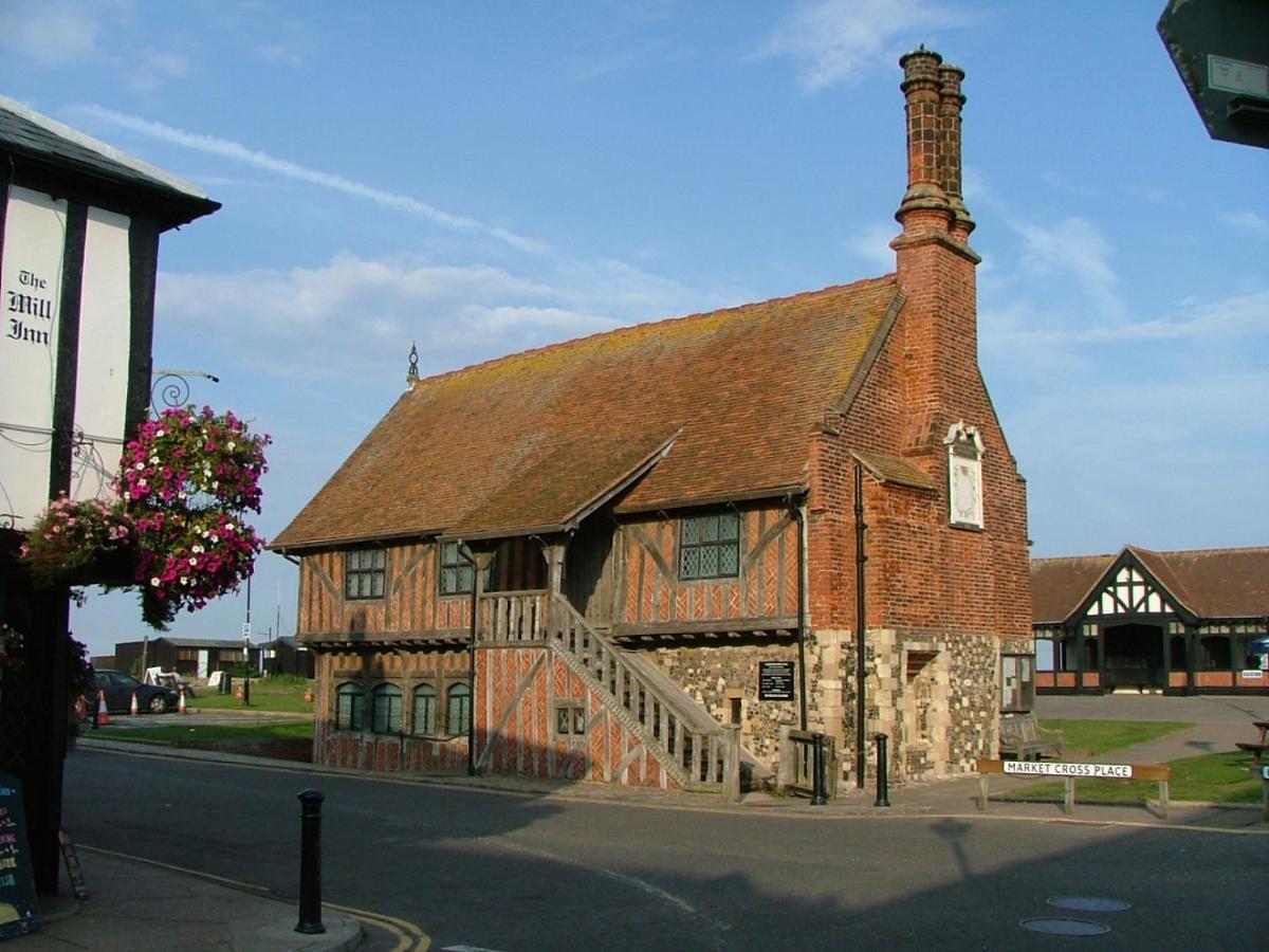 Romantic Flint Cottage On The Suffolk Coast サックスマンダム エクステリア 写真